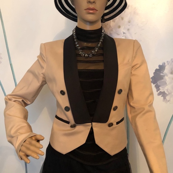 Short pink jacquet - Picture 1 of 5